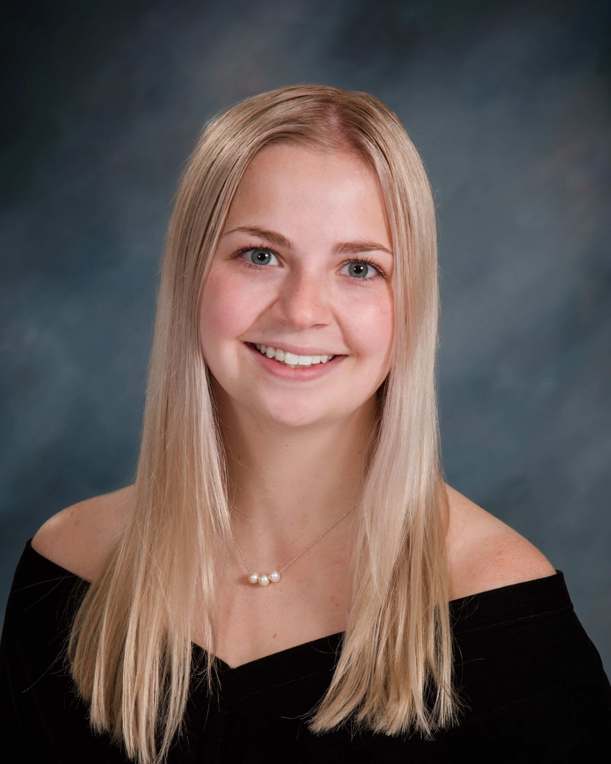 Krzyzanowski-Emma-Graduating-Senior-2024