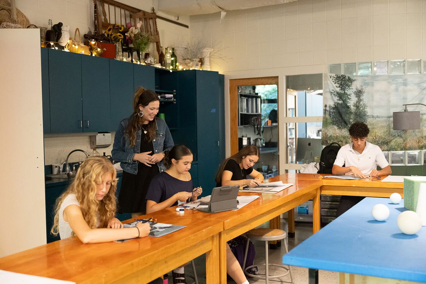 Emma Kamerer's art class at HRA