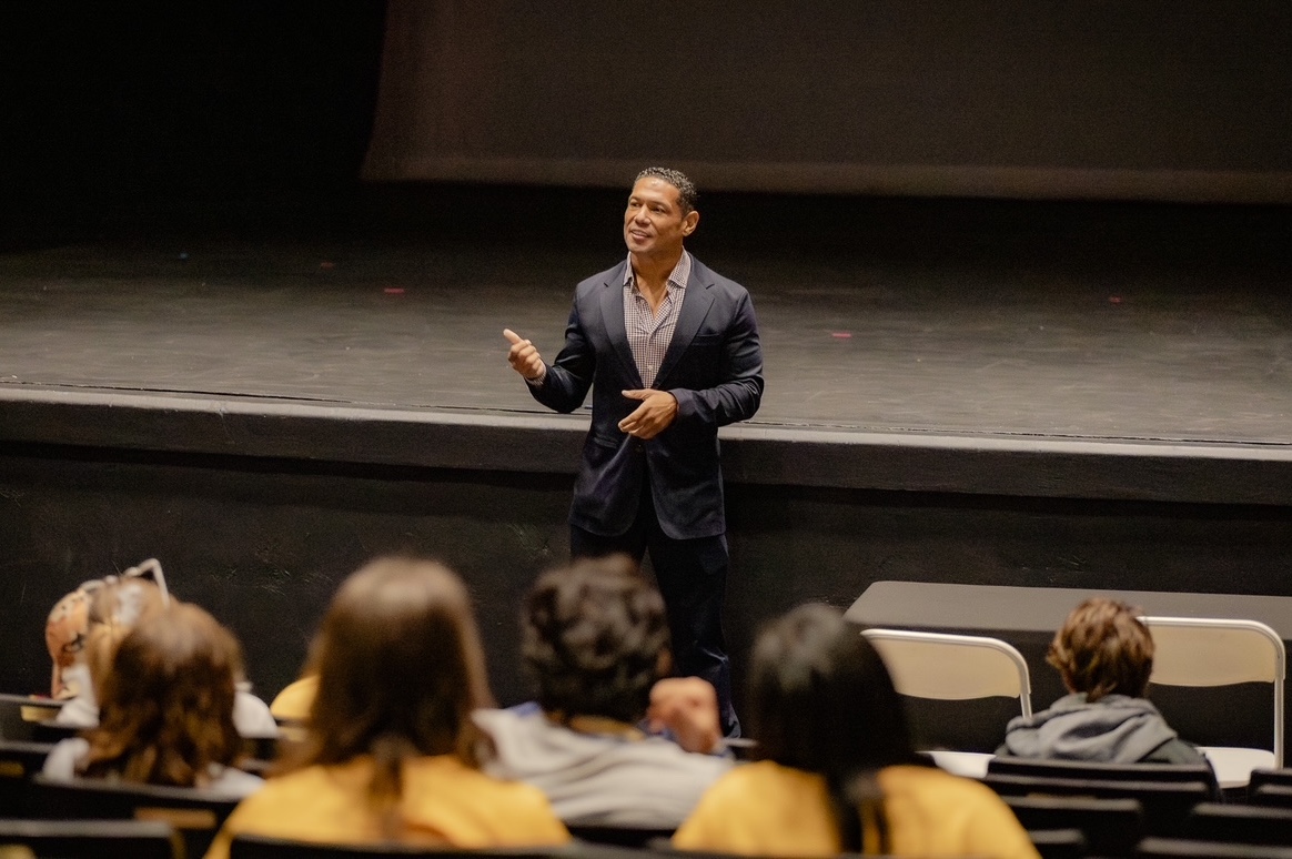 Dan White '95 visits HRA, October 17, 2025