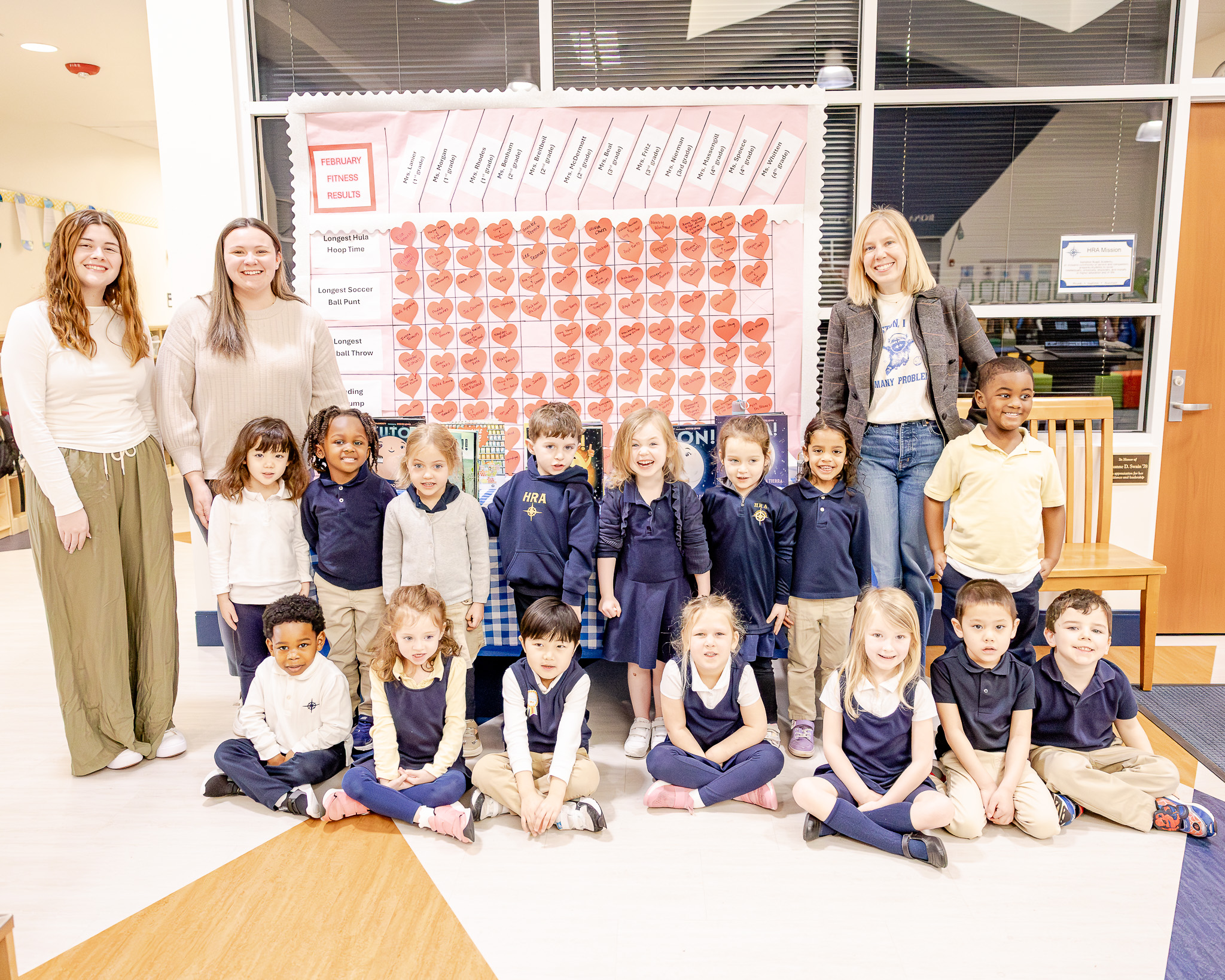 Author Stacy McAnulty with Jordan Gray's junior-kindergarten class at HRA