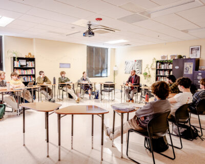 Alumnus David Schmidt '05 in an HRA classroom