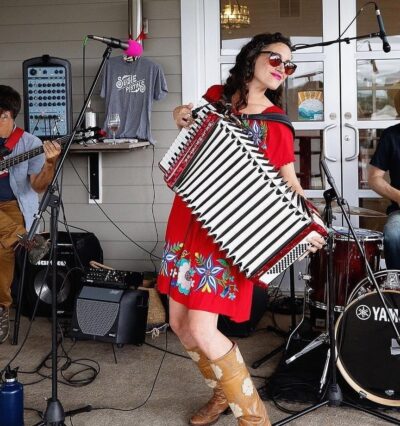 HRA alumna and 2026 on-campus reunion party performer Susannah Hornsby '01