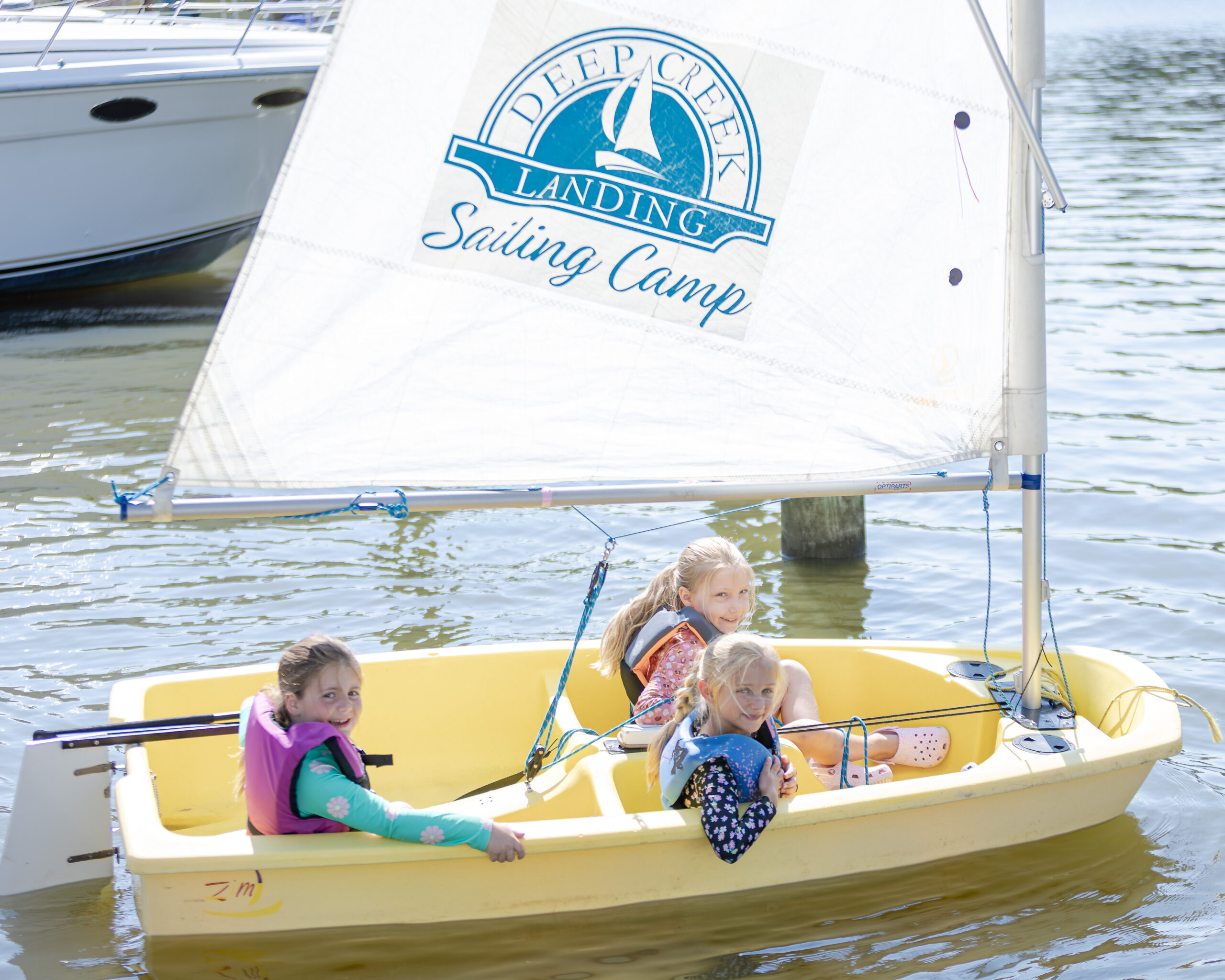 HRA campers learning to sail in summer 2026