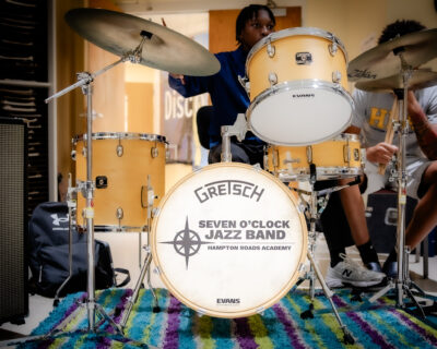 HRA 7 O'Clock Jazz Band drum set